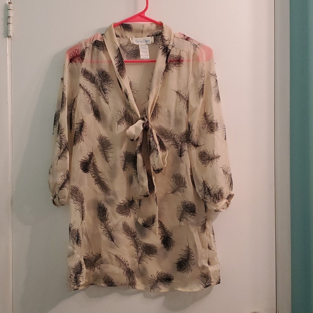 🙉 2/$10 Criss cross top